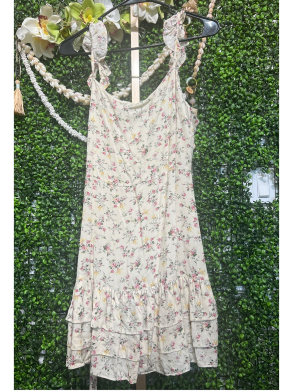 Women's Lulus Floral Ruffled Mini Tie back Dress Off-White Pink Baby Doll Small